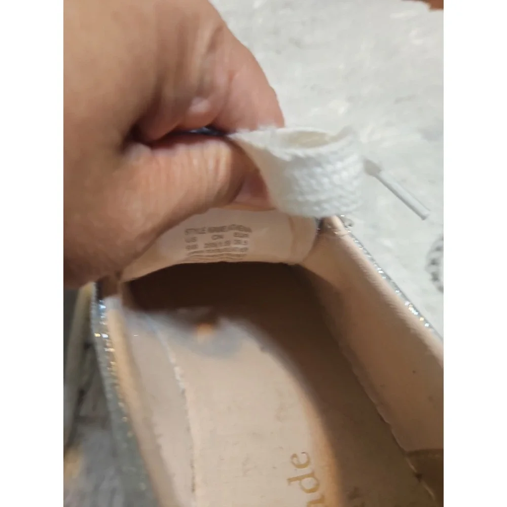 Kate Spade Athena Glittery Silver Sneakers‎ Size 9B